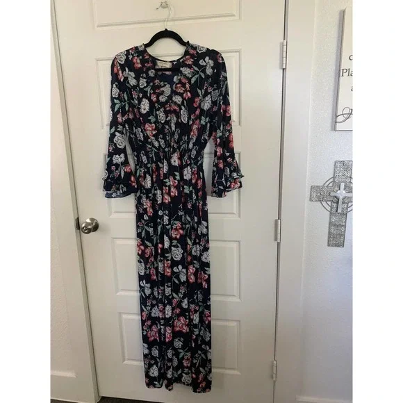 Ace Dresses | AC Fashion Navy Floral Maxi Dress | Color: Blue | Size: 3X | Dfloyd10200's Closet